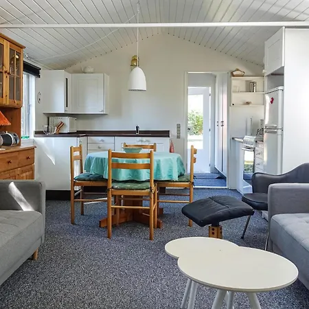 1 Bedroom Amazing Home In Nexo Vakantiehuis *
